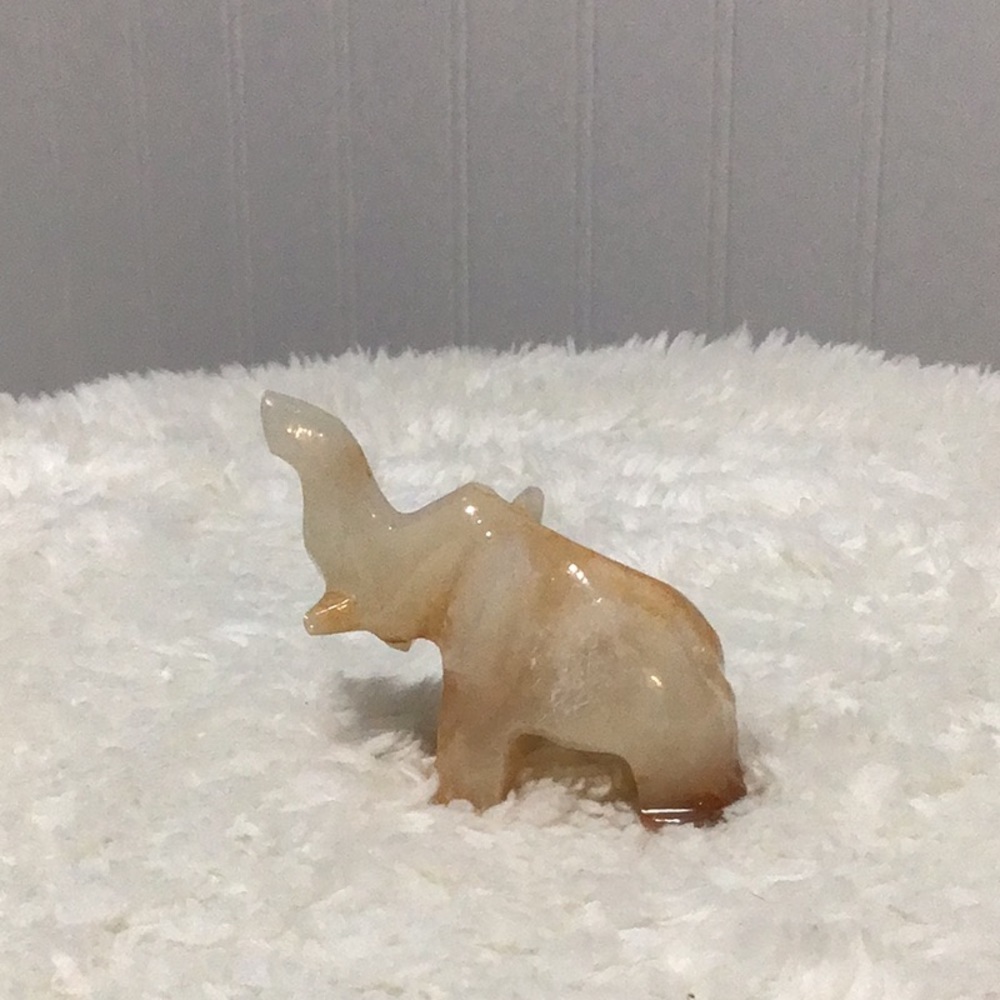 Vintage Onyx Elephant Small